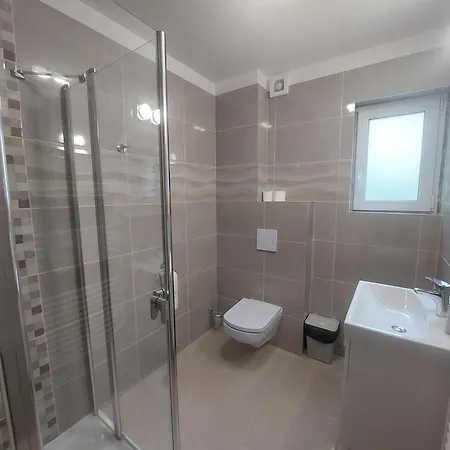 Anton Apartmanhaz Pensjonat 3*