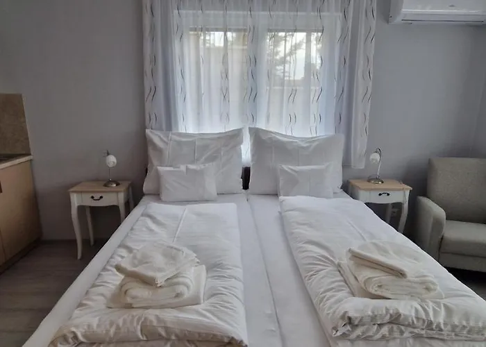 Guest house Anton Apartmanhaz Balatonfured