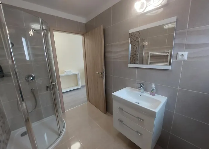 Anton Apartmanhaz 3* Balatonfured
