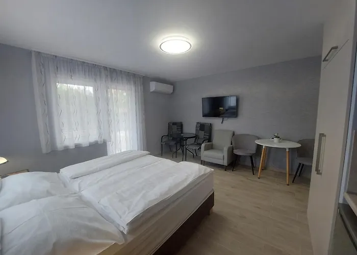 Anton Apartmanhaz Guest house